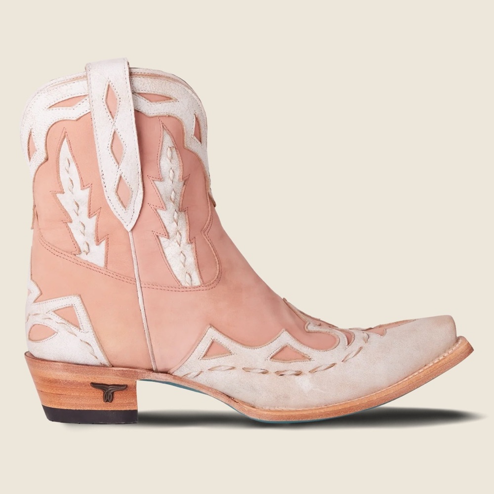 Lane boots chase the wind two tone blush and white booties size 8 - Picture 3 of 17